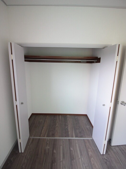 物件内観写真15　(収納)