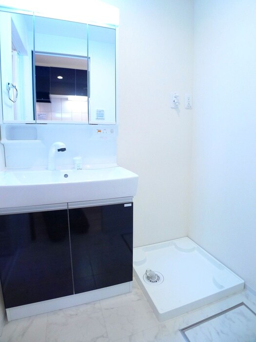 物件内観写真17　(洗濯機置場)