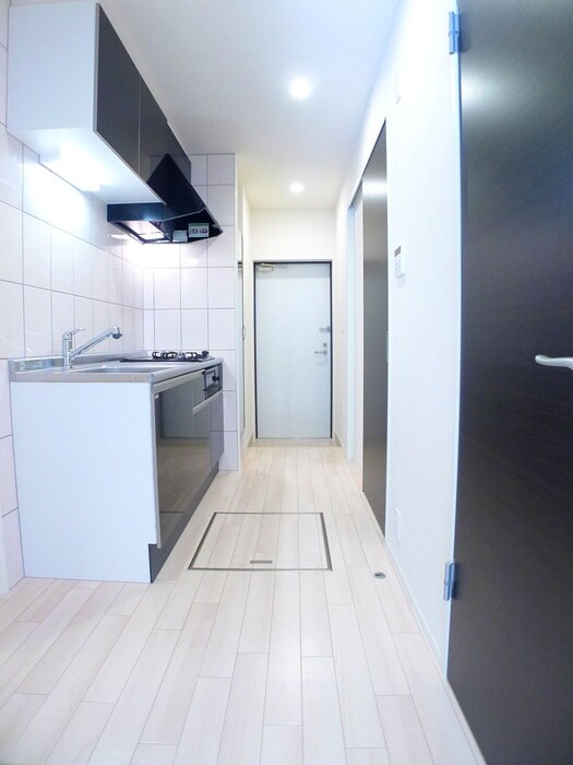 物件内観写真20　(廊下)