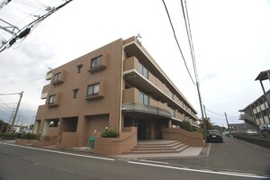 ルミエール泉外観写真