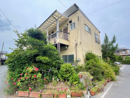 平和荘外観写真