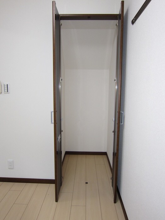 物件内観写真14　(収納)