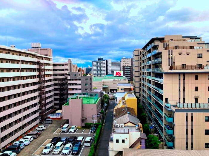 物件内観写真16　(室内からの展望)