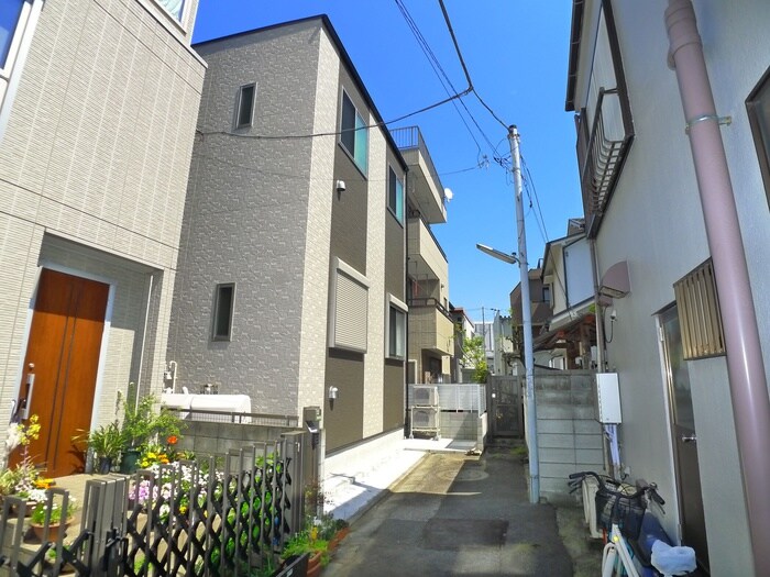 物件外観写真2　(周辺環境)