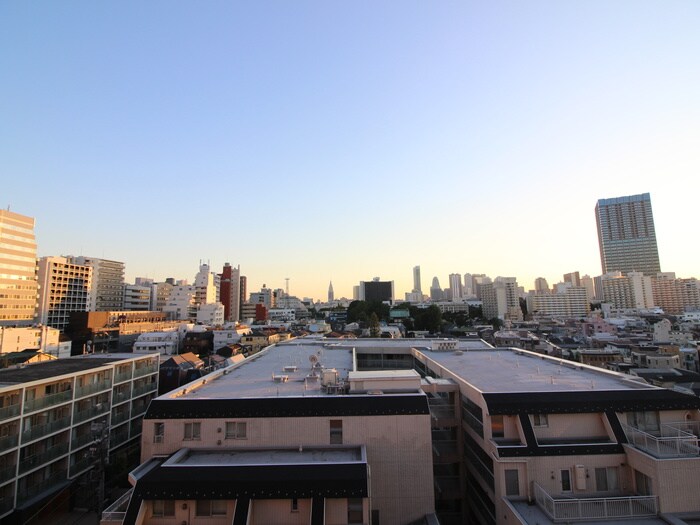 物件内観写真22　(室内からの展望)