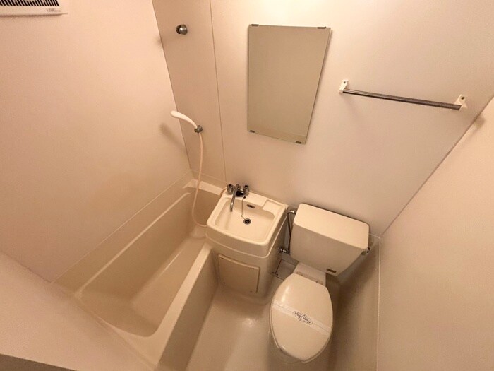 物件内観写真6　(バス／シャワールーム等)