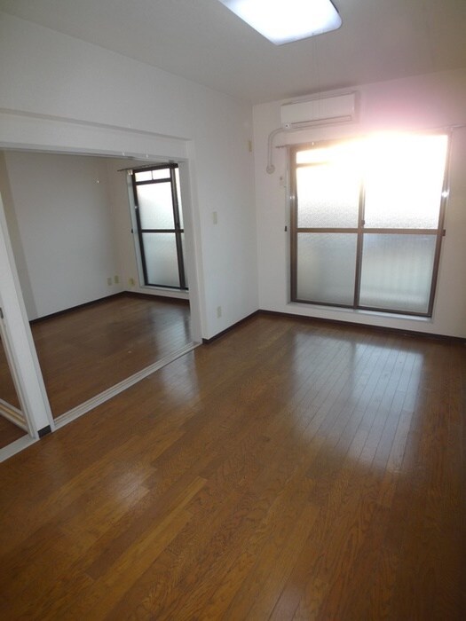 物件内観写真12　(ベランダ・バルコニー)