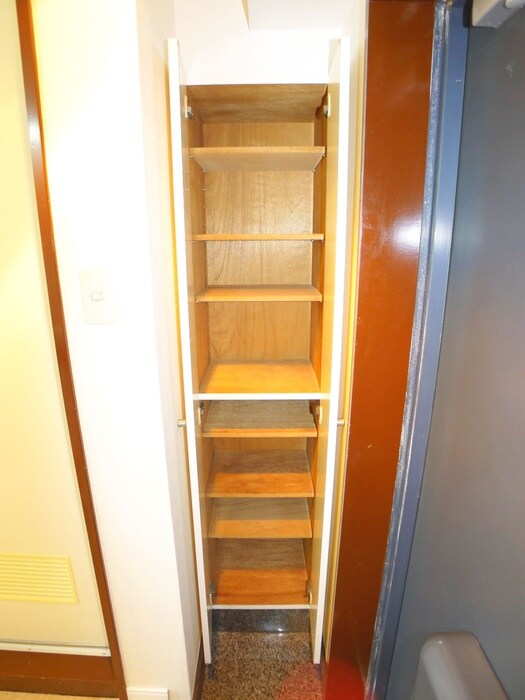 物件内観写真12　(靴箱)