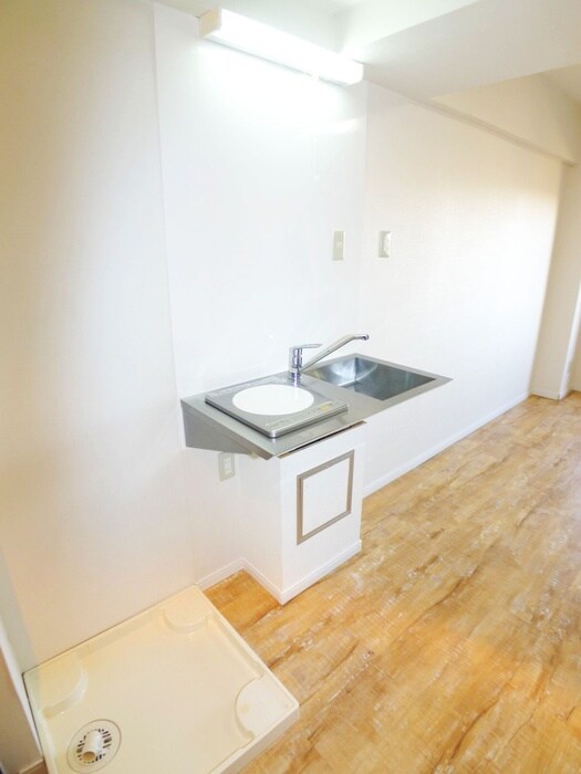 物件内観写真16　(廊下)