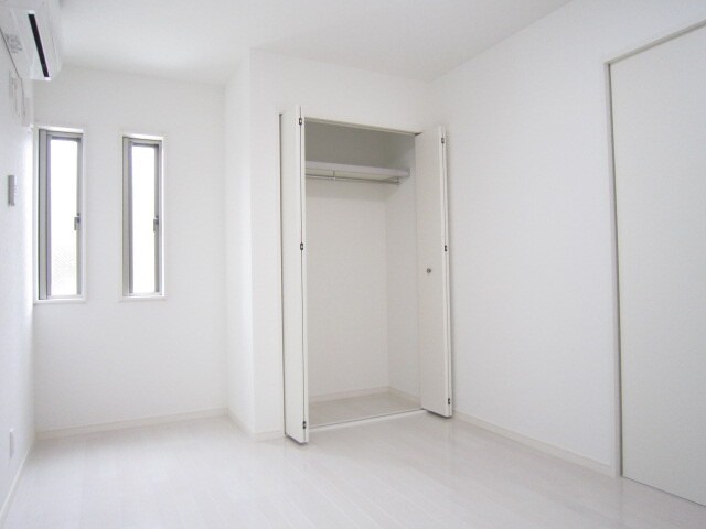 物件内観写真8　(居室)