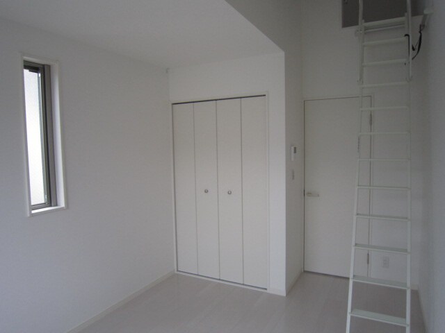 物件内観写真9　(居室)