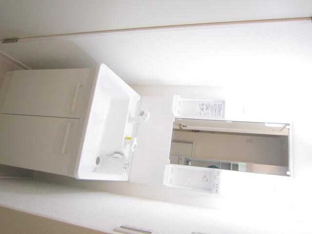 物件内観写真12　(洗面)