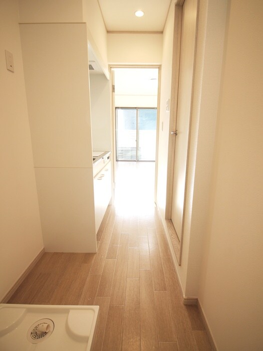 物件内観写真21　(廊下)