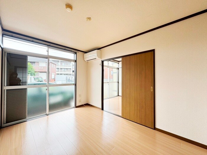 物件内観写真10　(居室)