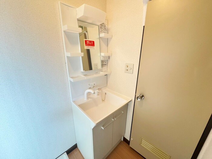 物件内観写真17　(洗面)