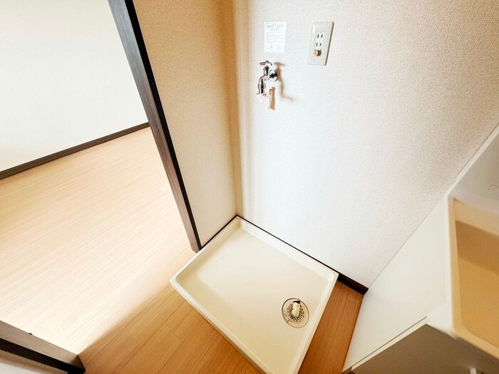 物件内観写真19　(洗濯機置場)