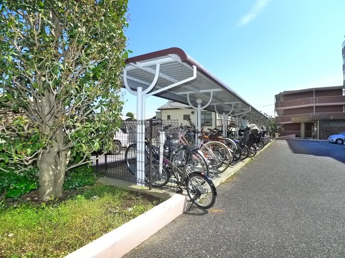 物件外観写真5　(駐輪場)