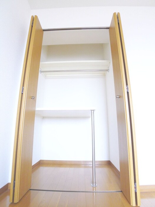 物件内観写真11　(収納)