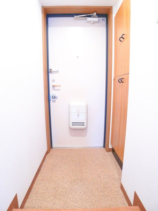 物件内観写真17　(玄関)