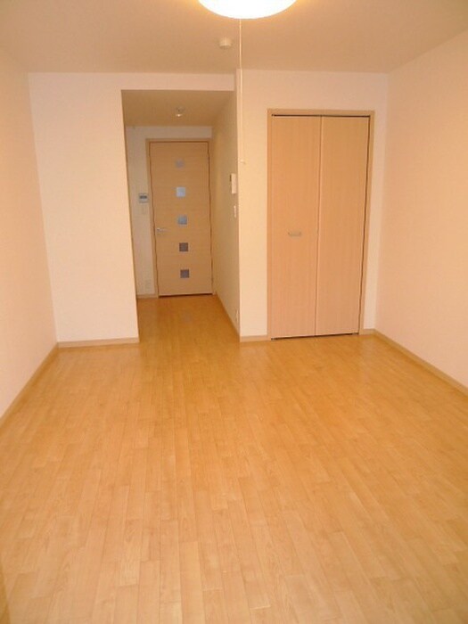 物件内観写真6　(居室)