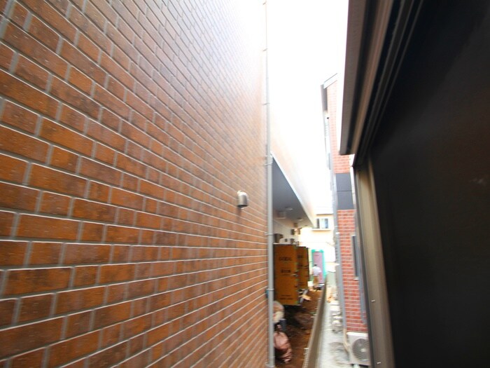 物件内観写真16　(室内からの展望)