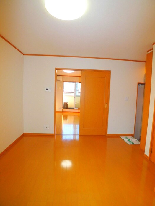 物件内観写真10　(居室)