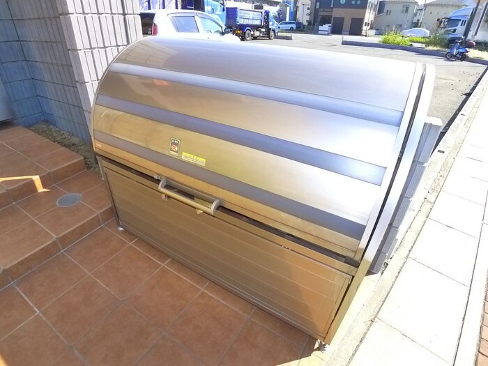 物件外観写真4　(建物設備)