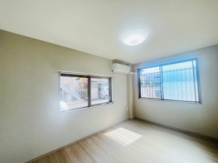 物件内観写真7　(居室)