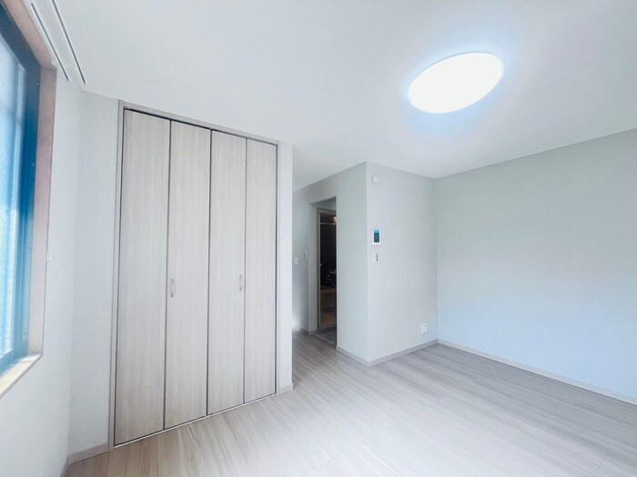 物件内観写真9　(居室)