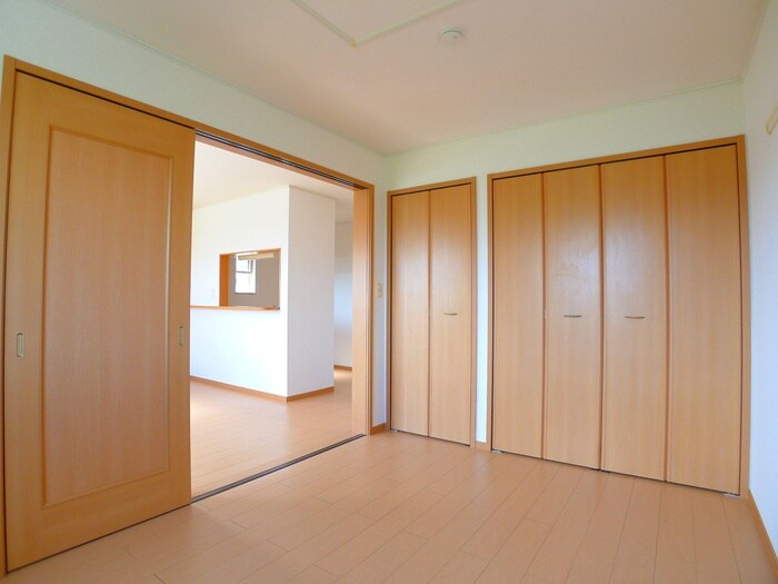 物件内観写真10　(居室)