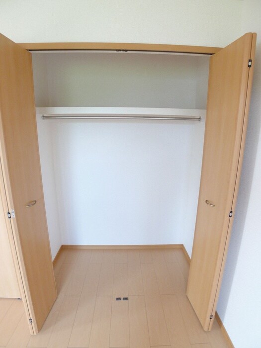 物件内観写真11　(収納)