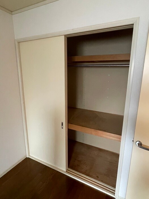 物件内観写真18　(収納)
