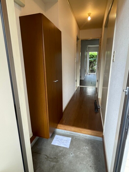 物件内観写真22　(玄関)