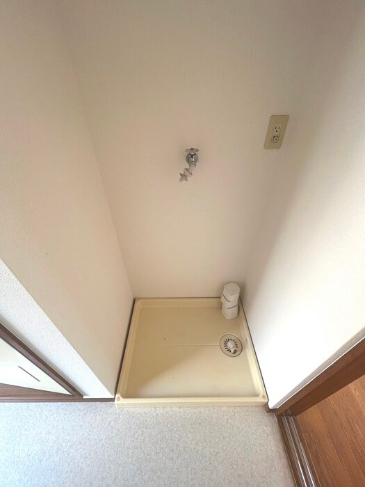 物件内観写真20　(洗濯機置場)