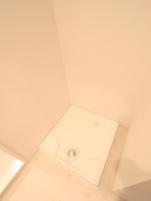 物件内観写真17　(洗濯機置場)