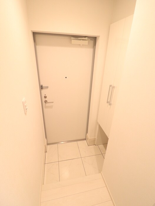 物件内観写真21　(玄関)
