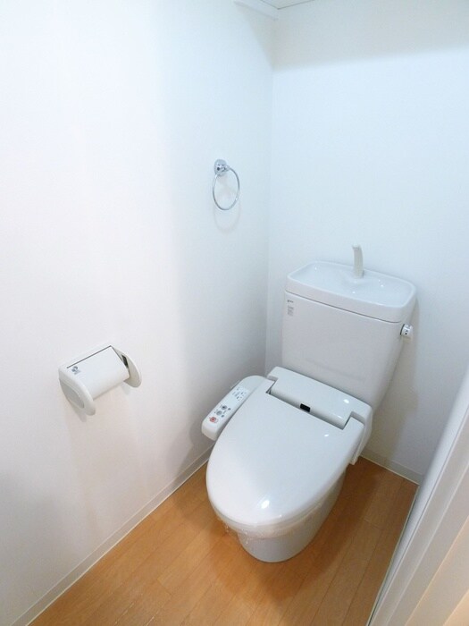 物件内観写真14　(トイレ)