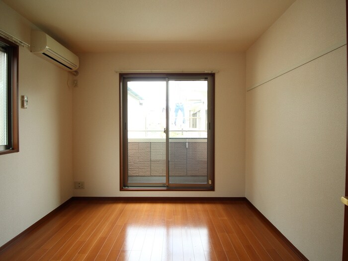 物件内観写真19　(居室)