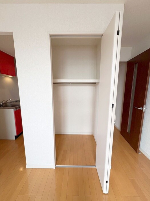 物件内観写真11　(収納)