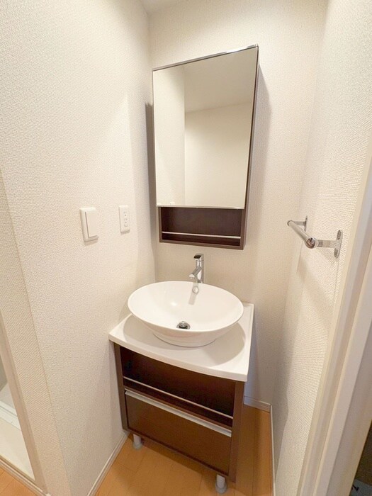 物件内観写真13　(洗面)