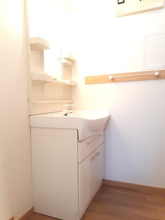 物件内観写真6　(洗面)