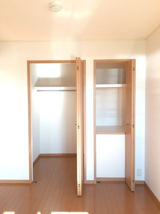 物件内観写真10　(収納)