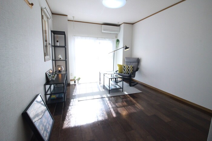 物件内観写真7　(居室)