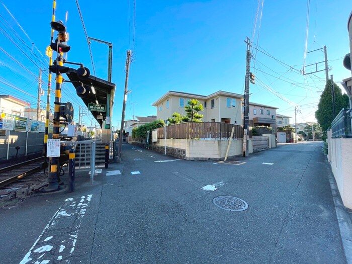 物件外観写真6　(エントランス部分)