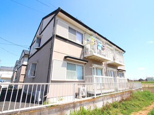 フラワーヒルズ　C外観写真