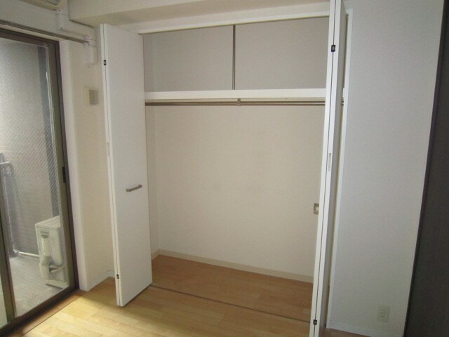 物件内観写真10　(収納)