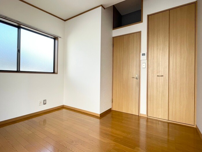 物件内観写真8　(居室)