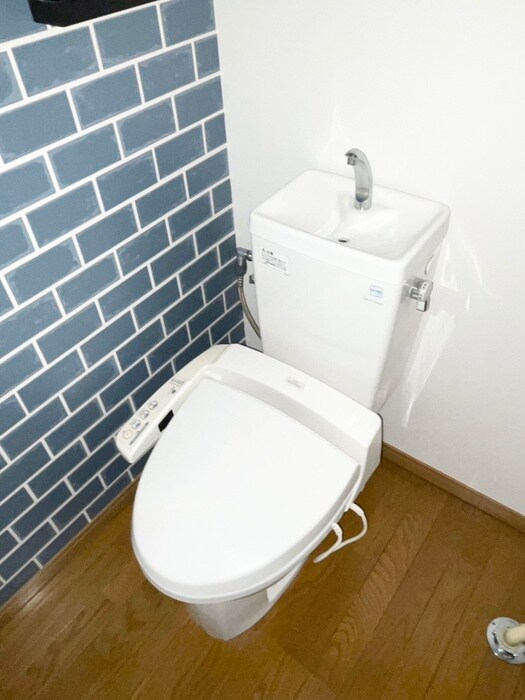 物件内観写真13　(トイレ)