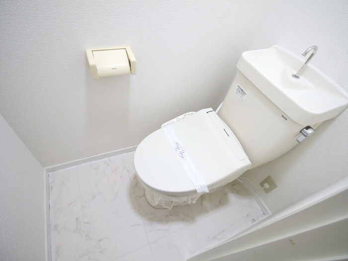 物件内観写真14　(トイレ)