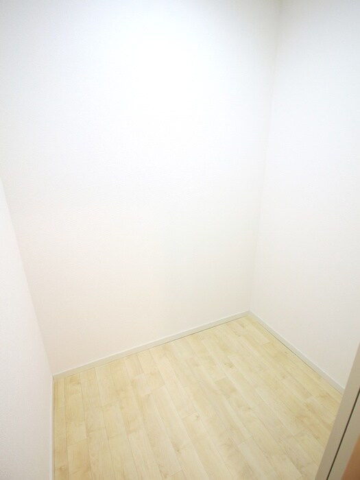 物件内観写真21　(収納)